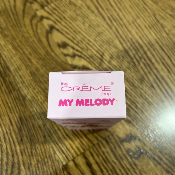 Hello Kitty Hand Cream- Strawberry Cake - Picture 3 of 3